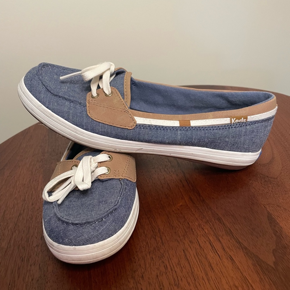 Keds Blue and Tan Flats with Nautical Style - Picture 5 of 10